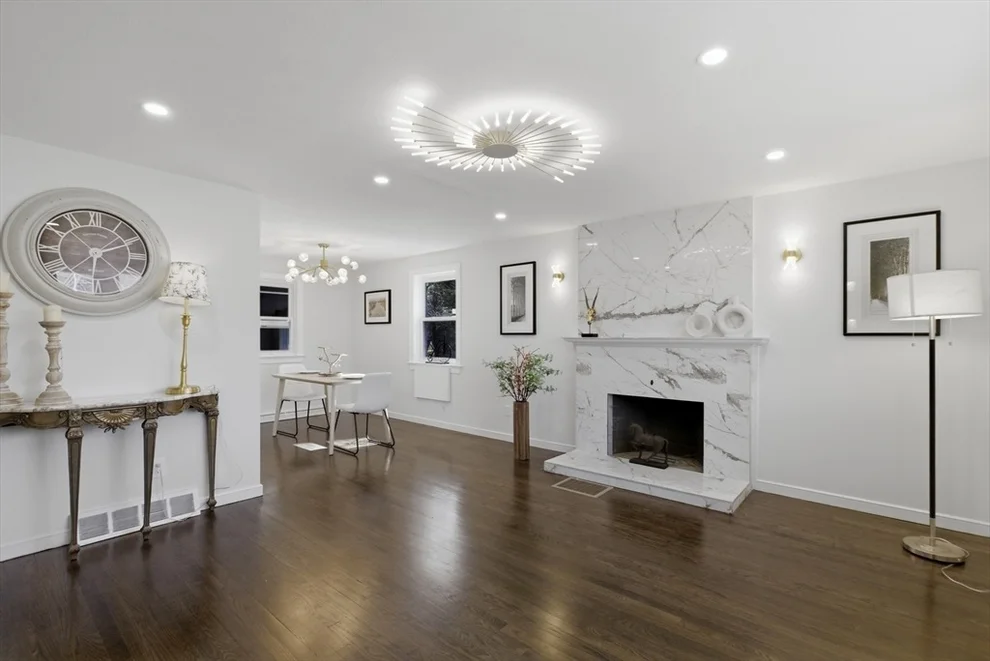 Unit for sale at 607 Turnpike St, Stoughton, MA 02072