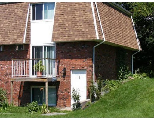 Unit for sale at 675 Robbins Ave, Dracut, MA 01826