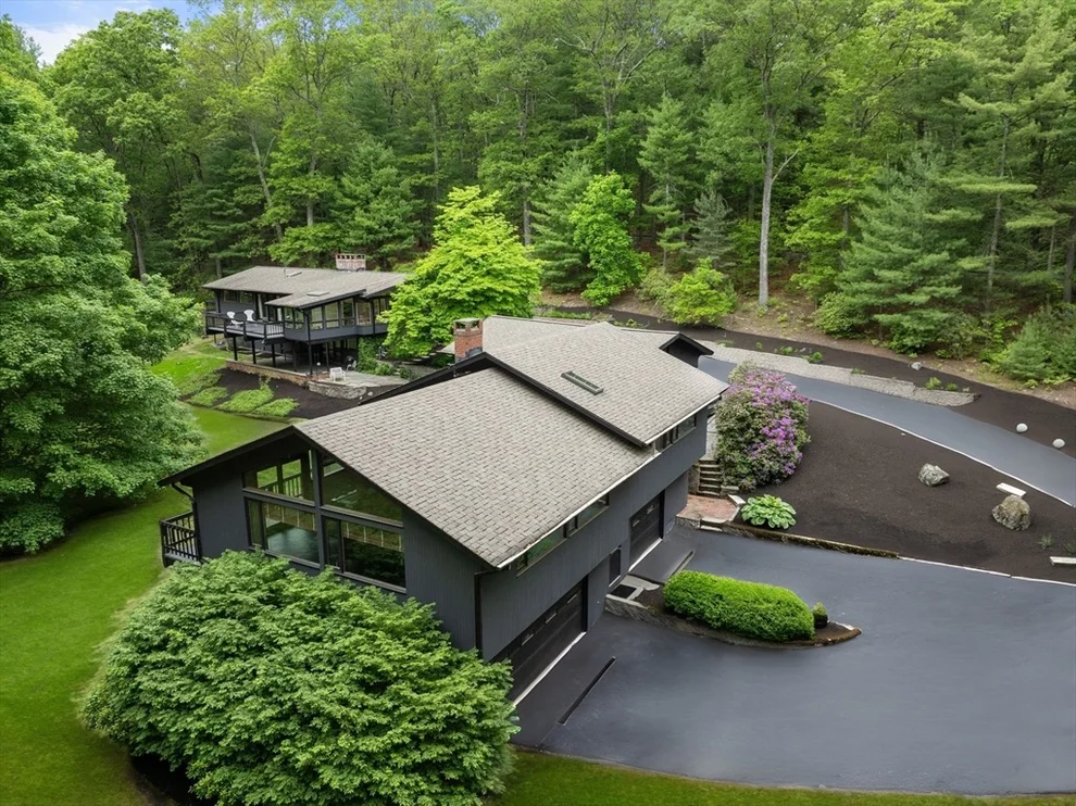 Unit for sale at 86 Myles Standish Rd, Weston, MA 02493