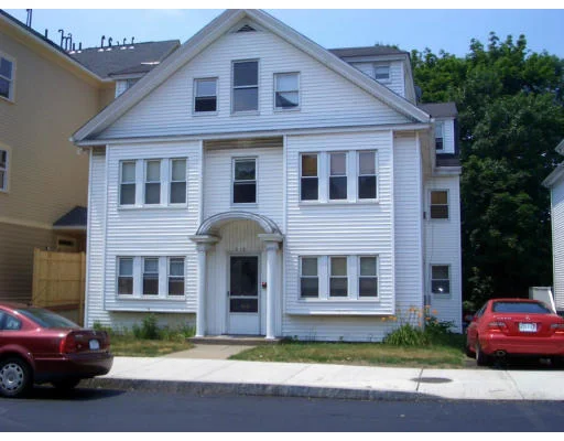 Unit for sale at 818 Main St, Melrose, MA 02176