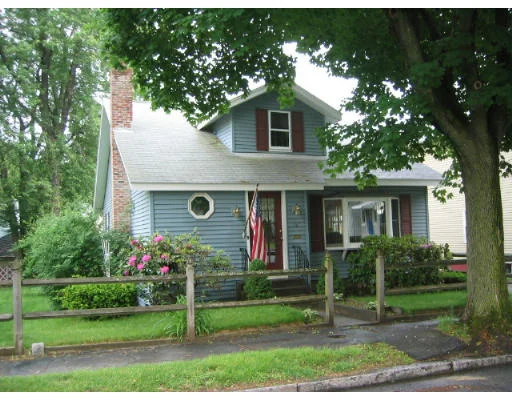 Unit for sale at 12 Victor Ave, Worcester, MA 01603