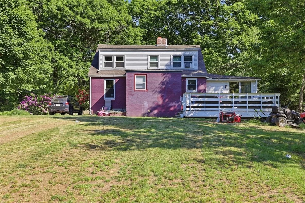 Unit for sale at 112 South Royalston Road, Athol, MA 01331