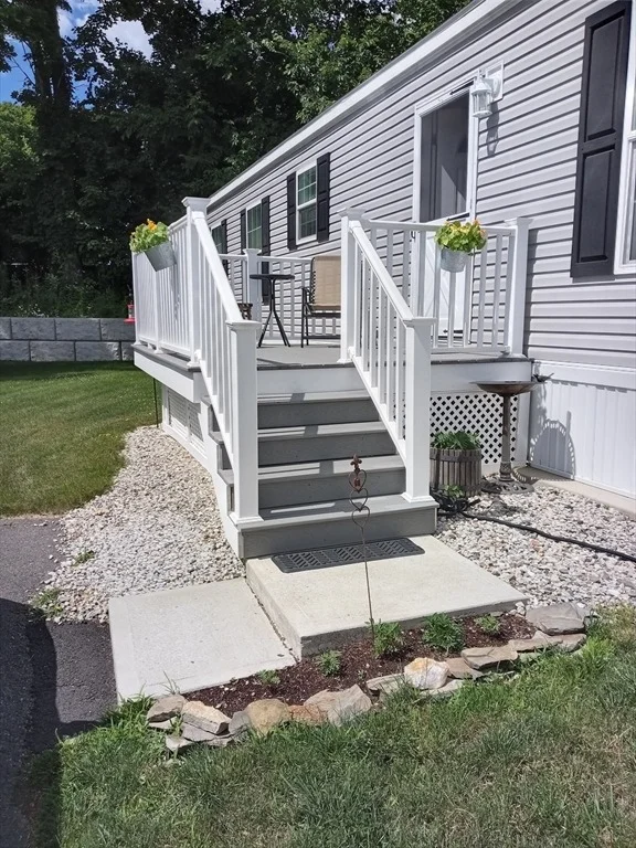 Unit for sale at 4 Jordan Way, Pepperell, MA 01463