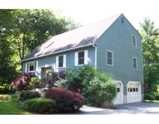 Unit for sale at 4 El-Will Farm Road, Bedford, MA 01730