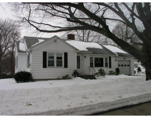 Unit for sale at 196 Oak Street, Gardner, MA 01440