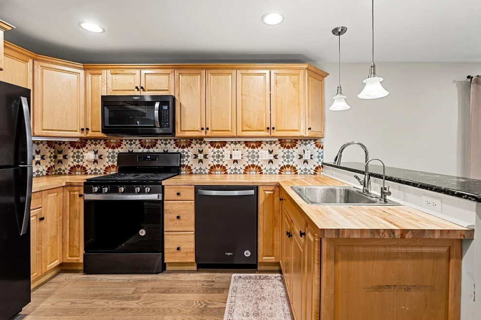 Unit for sale at 75 Mason St, Salem, MA 01970