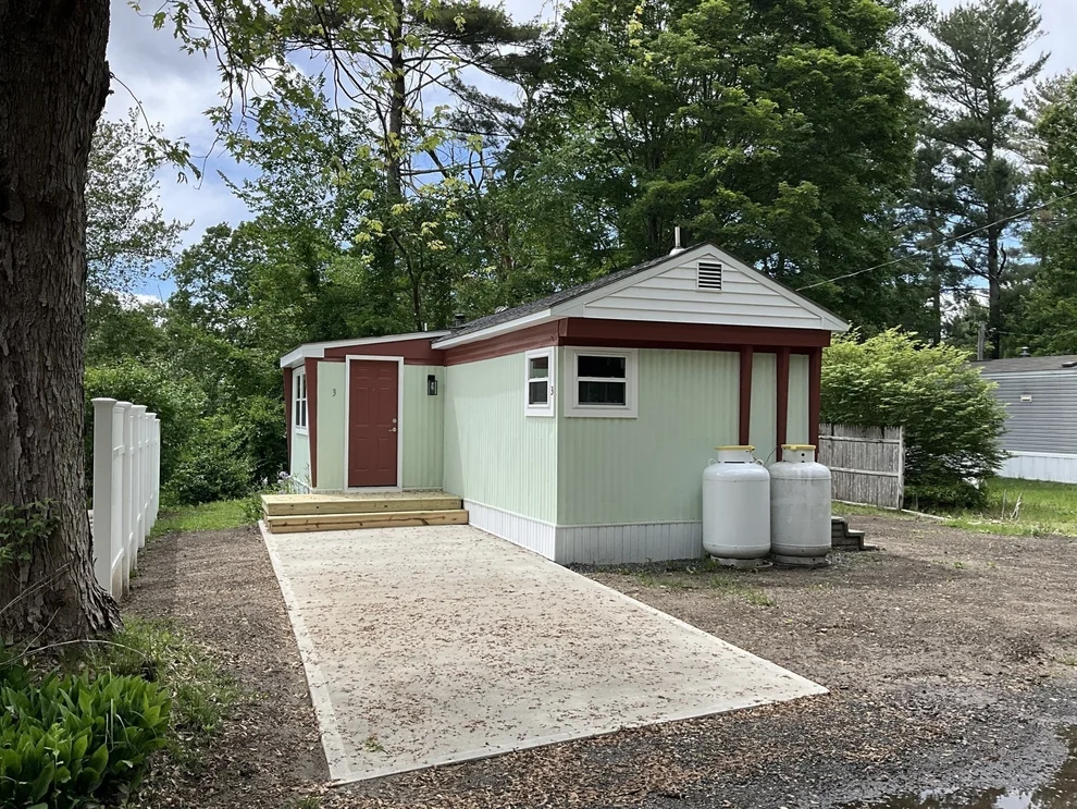 Unit for sale at 3 Pine Hill Dr, Palmer, MA 01069