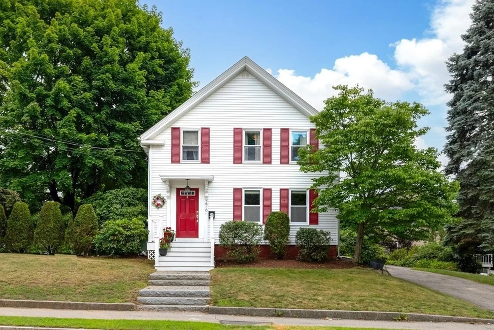 Unit for sale at 276 Salem St, Wakefield, MA 01880