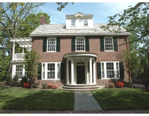Unit for sale at 25 Gray Gardens East, Cambridge, MA 02138