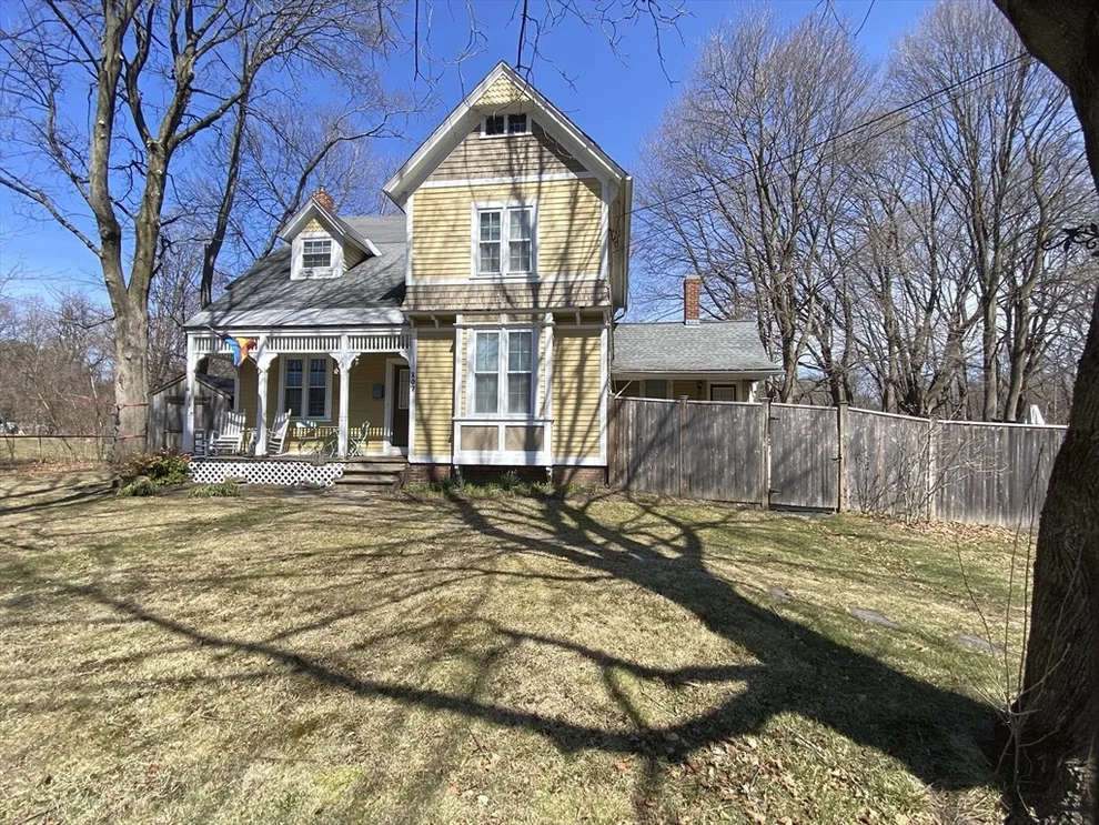 Unit for sale at 107 Shelburne Rd, Greenfield, MA 01301