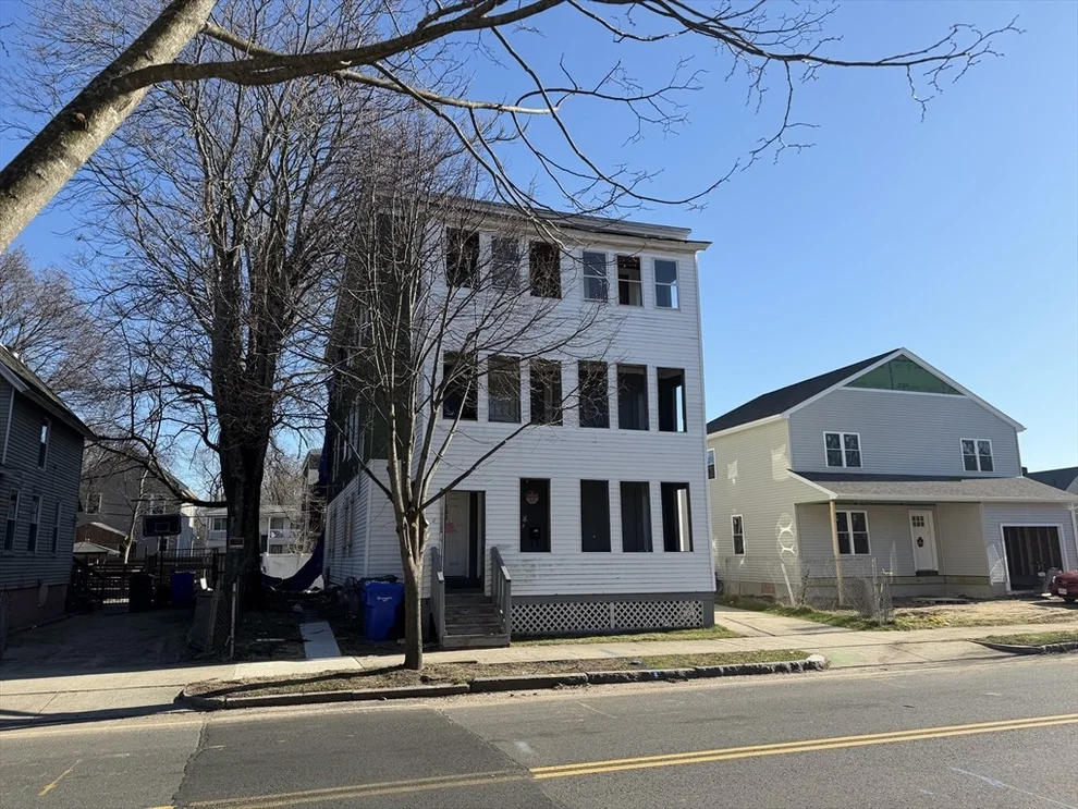 Unit for sale at 583 Union St, Springfield, MA 01109