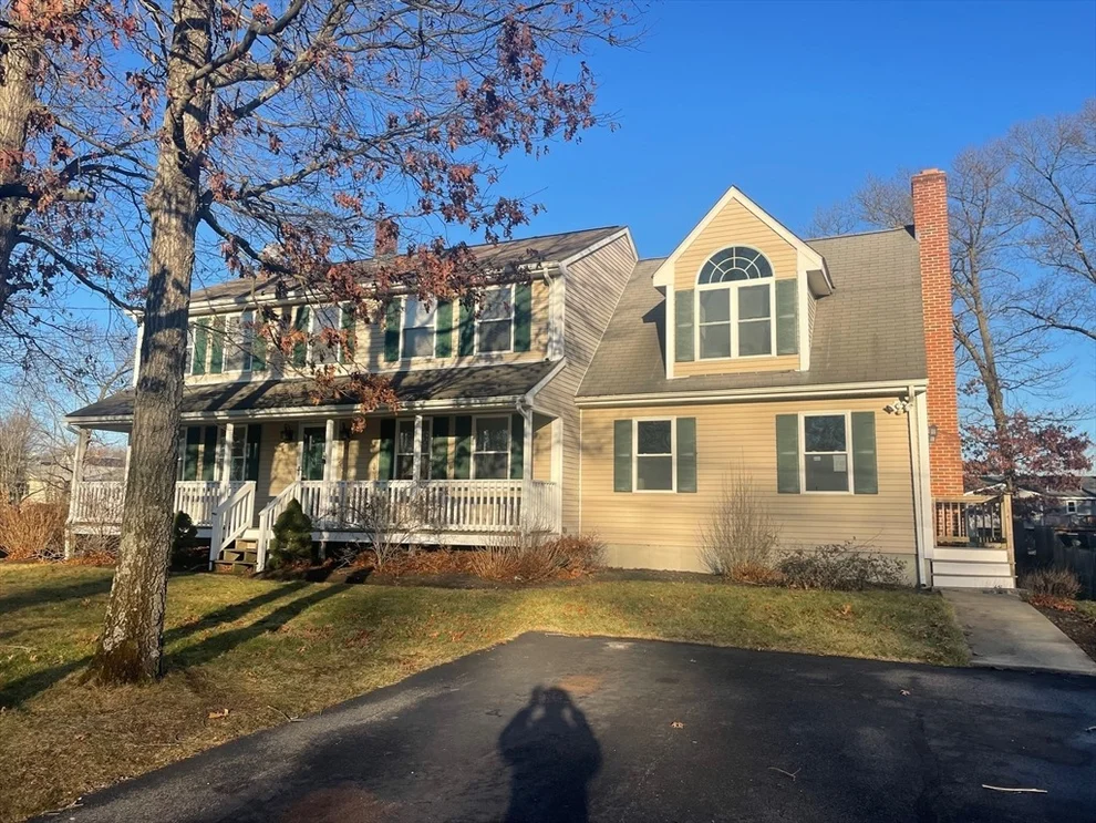 Unit for sale at 18 Cumberland St, Attleboro, MA 02703