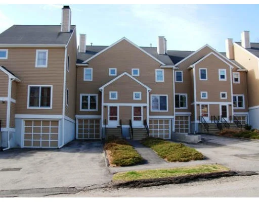 Unit for sale at 40 Merlin Ct, Worcester, MA 01602