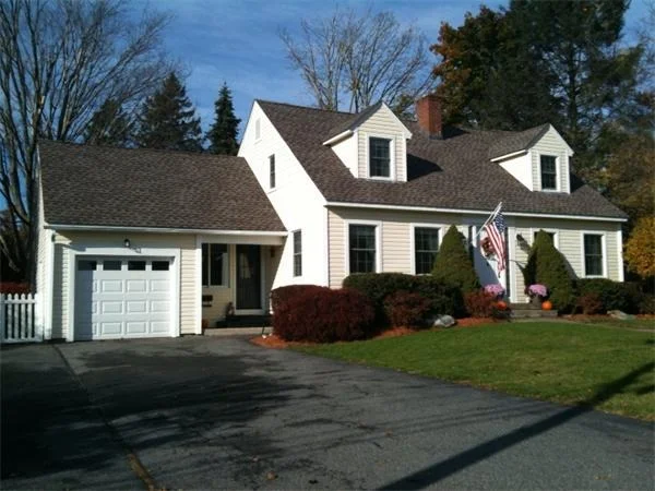 Unit for sale at 10 Crescent St, Shrewsbury, MA 01545