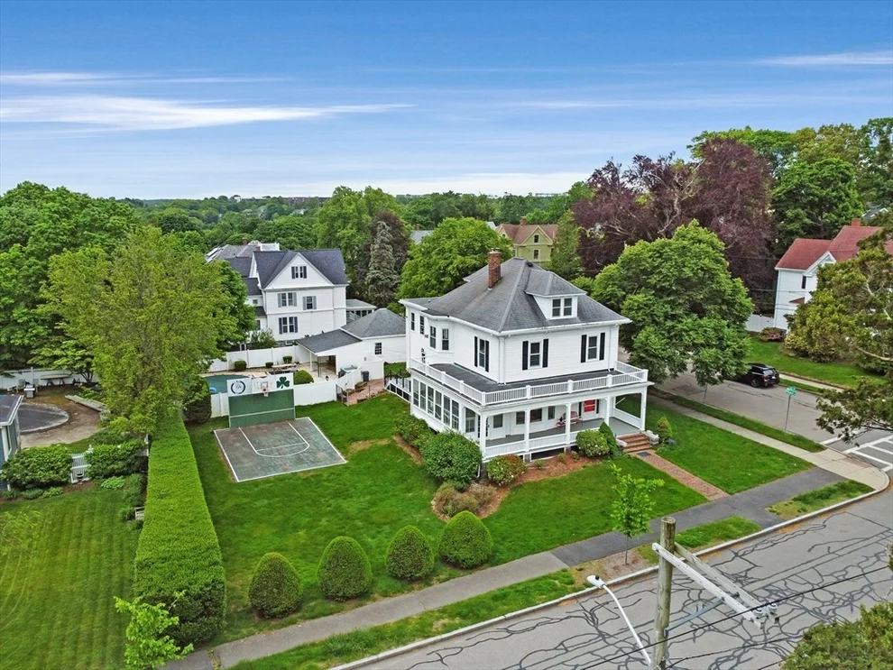 Unit for sale at 174 Warren Ave, Quincy, MA 02170