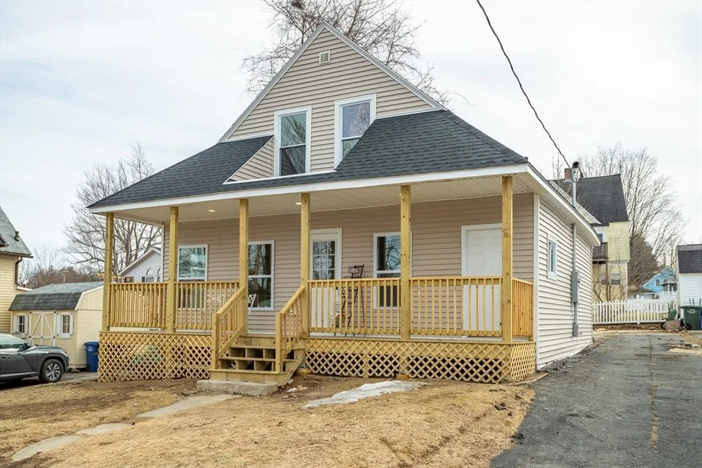 Unit for sale at 12 Park Ave, Leominster, MA 01453