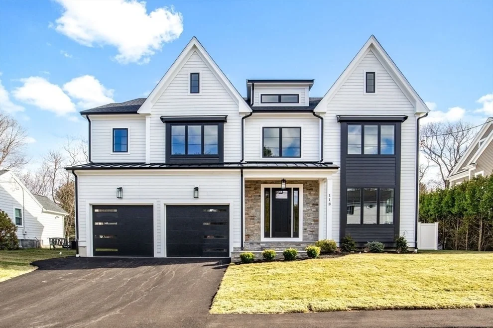 Unit for sale at 118 Grosvenor Rd, Needham, MA 02492
