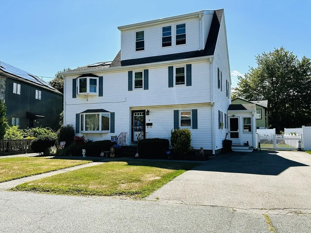 Unit for sale at 4 Mersea St, Saugus, MA 01906
