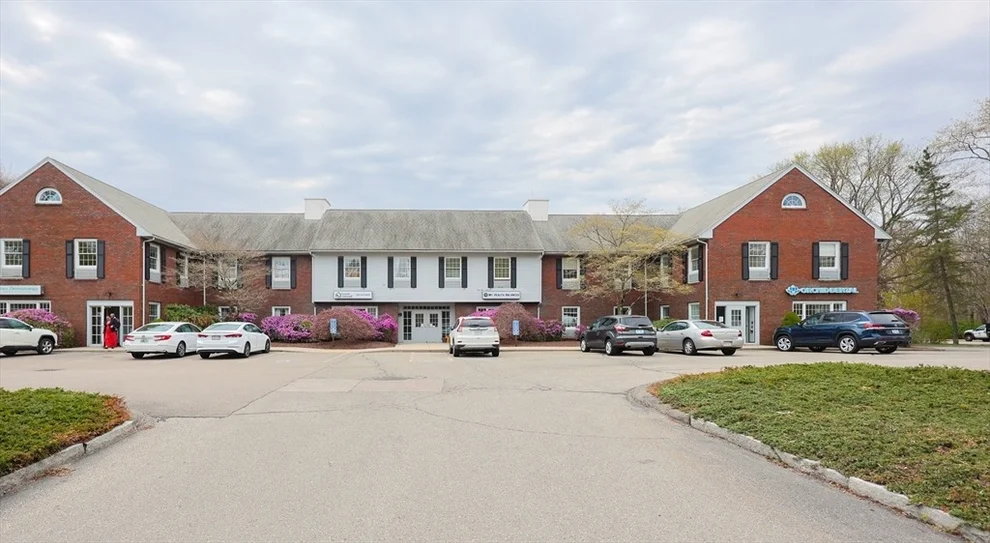 Unit for sale at 555 Pleasant St, Attleboro, MA 02703