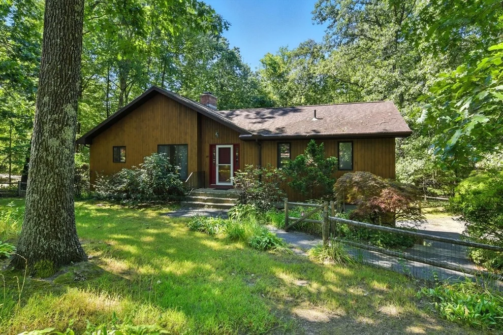 Unit for sale at 148 Wildflower Dr, Amherst, MA 01002