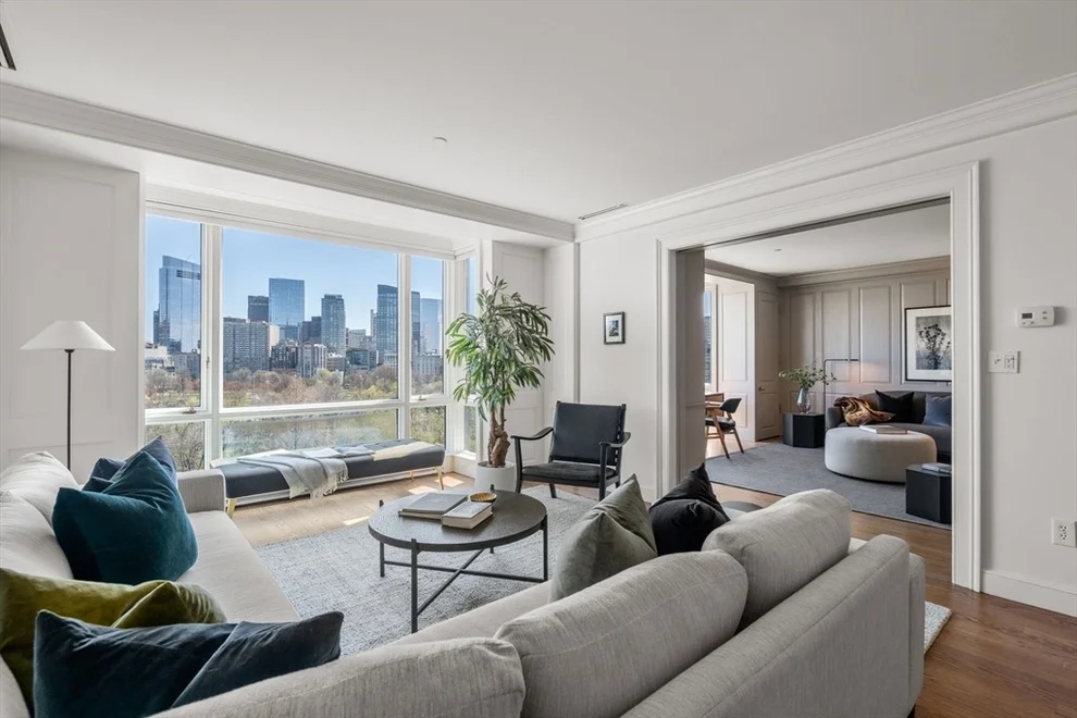 Unit for sale at 2 Commonwealth Ave, Boston, MA 02116