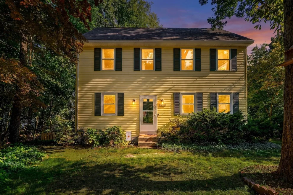 Unit for sale at 203 Lakeview Ave, Tyngsborough, MA 01879