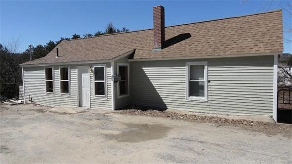 Unit for sale at 21 Hamlet Extension, Athol, MA 01331