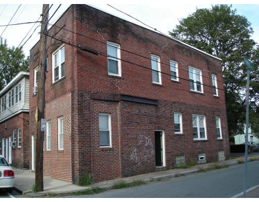Unit for sale at 1227 Sea St, Quincy, MA 02169