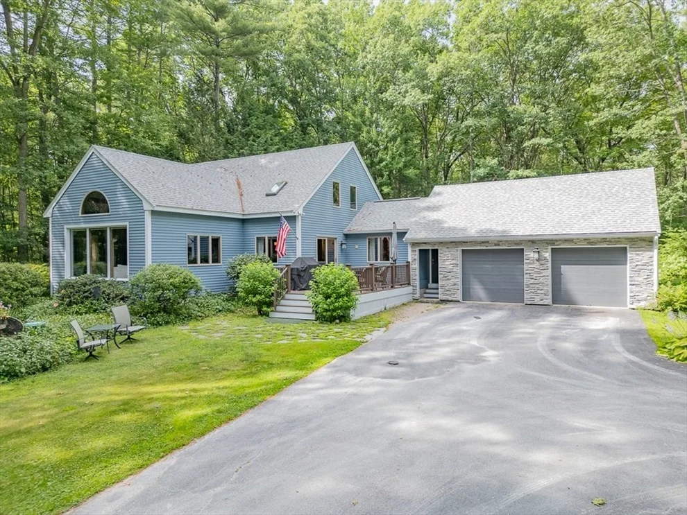Unit for sale at 23-A Heald St, Pepperell, MA 01463