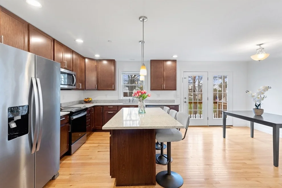 Unit for sale at 215 High St, Taunton, MA 02780