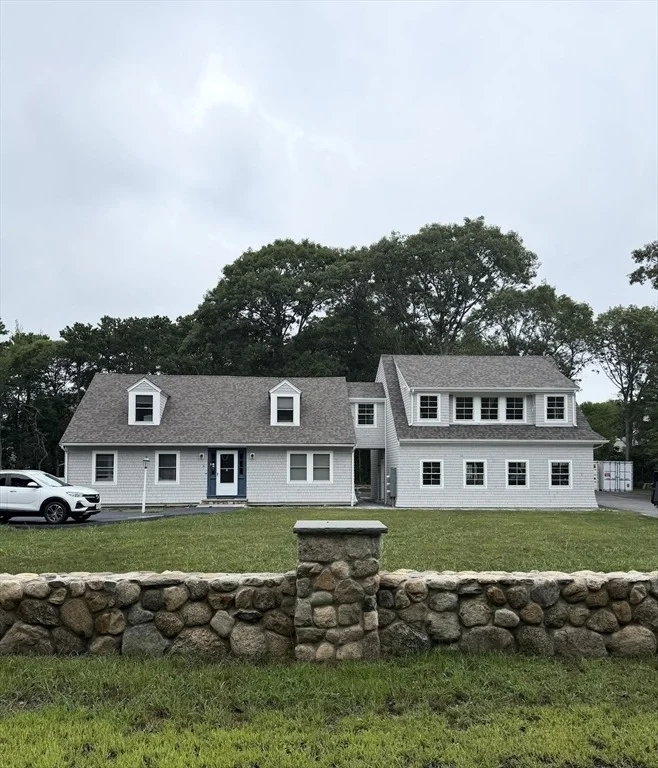 Unit for sale at 4 Edgerton Dr, Falmouth, MA 02556
