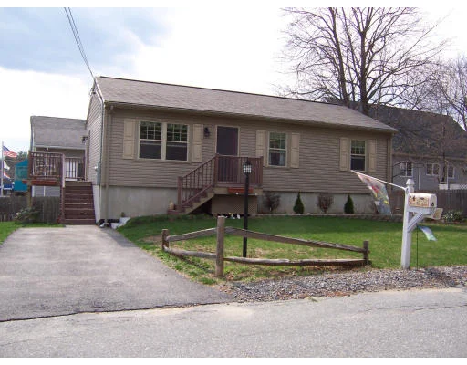 Unit for sale at 6 Ann Avenue, Salem, NH 03079