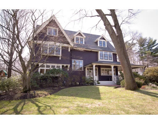 Unit for sale at 77 Kirkstall Road, Newton, MA 02460