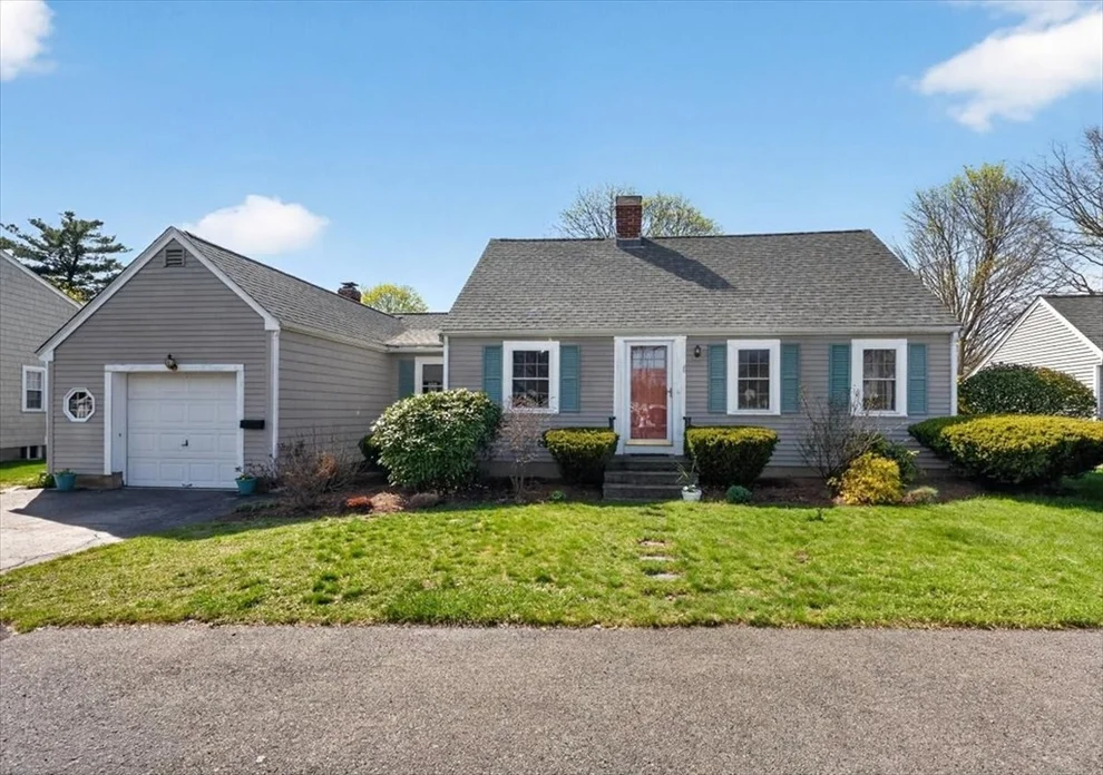 Unit for sale at 30 Holly Hill Circle, Weymouth, MA 02190