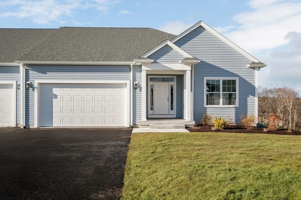 Unit for sale at 59 Crestwood Circle, Northbridge, MA 01588