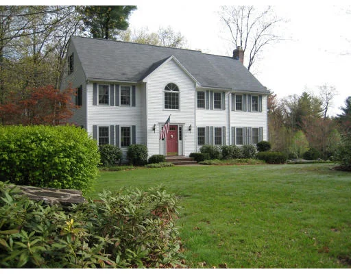 Unit for sale at 2 Macquarrie Lane, Westford, MA 01886