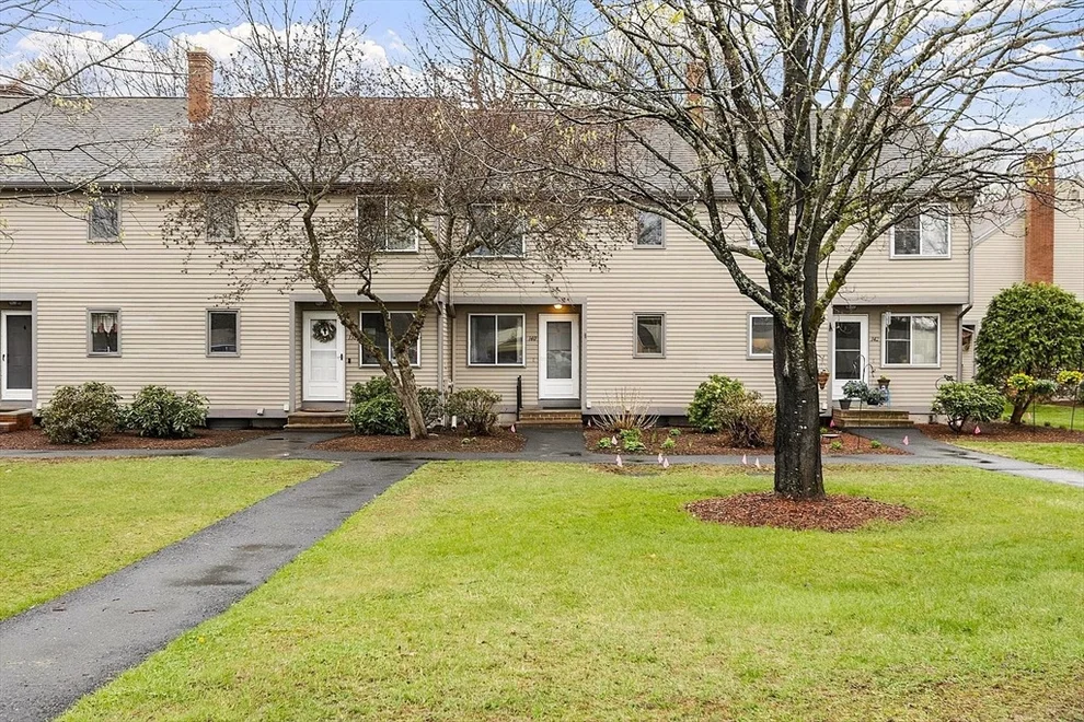 Unit for sale at 140 Cortland Cir, Leominster, MA 01453