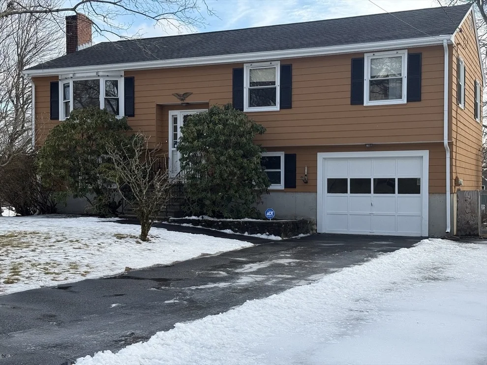 Unit for sale at 21 Meadowvale Rd, Burlington, MA 01803