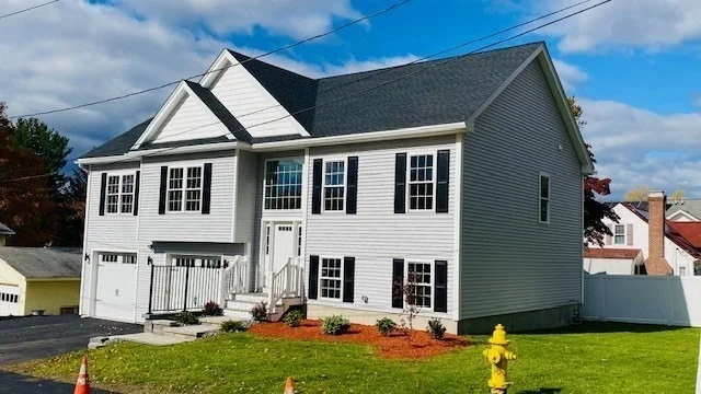 Unit for sale at 2 Touraine St, Worcester, MA 01604