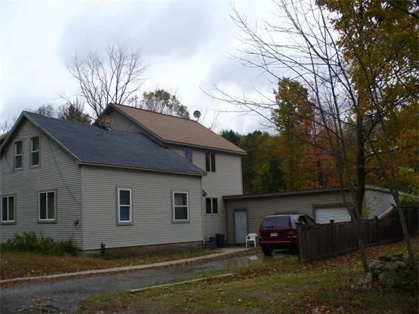 Unit for sale at 4 Manhan Road, Southampton, MA 01073