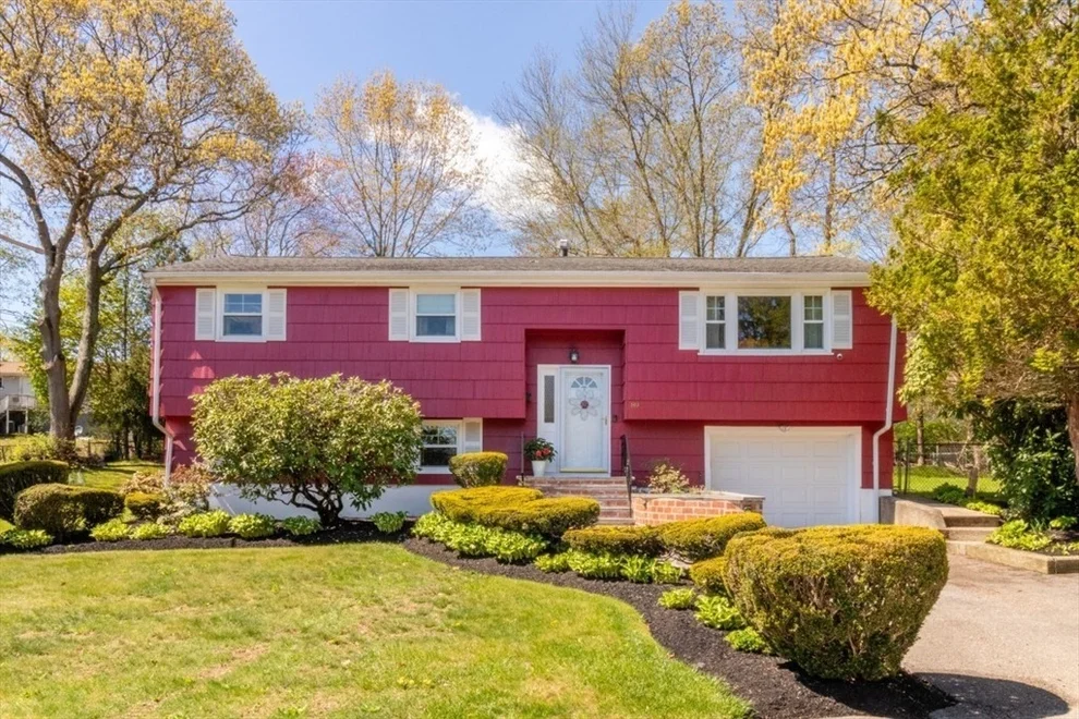 Unit for sale at 89 Fernandez Cir, Randolph, MA 02368