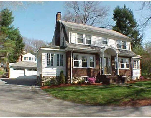 Unit for sale at 3 Marion Rd, Wakefield, MA 01880