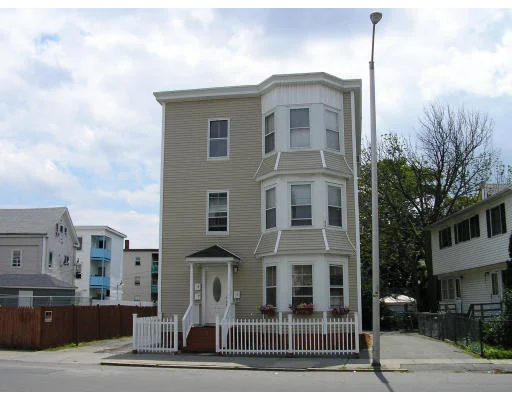 Unit for sale at 426 Summer Street, Lynn, MA 01905
