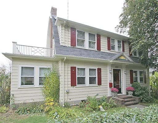 Unit for sale at 297 Gray Street, Arlington, MA 02476