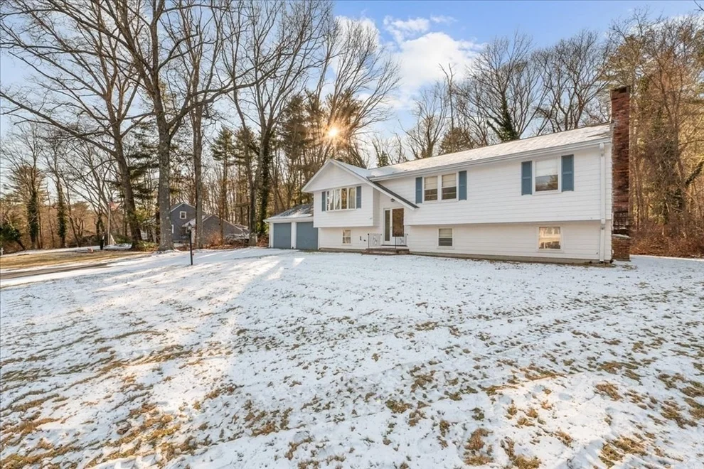 Unit for sale at 149 Laurie Ln, Hanover, MA 02339