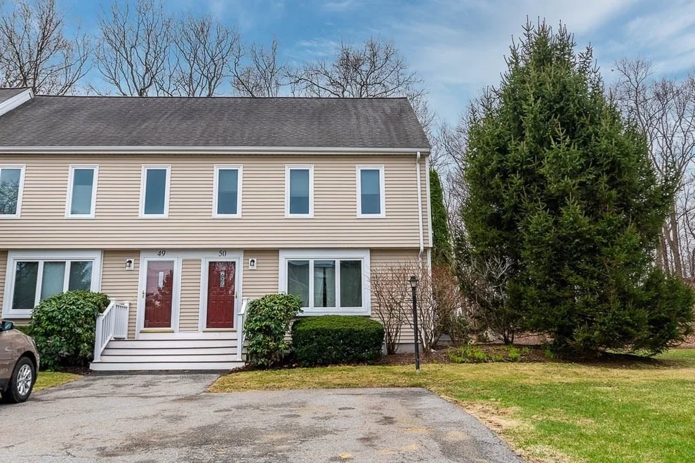 Unit for sale at 835 Mount Hope St, North Attleboro, MA 02760