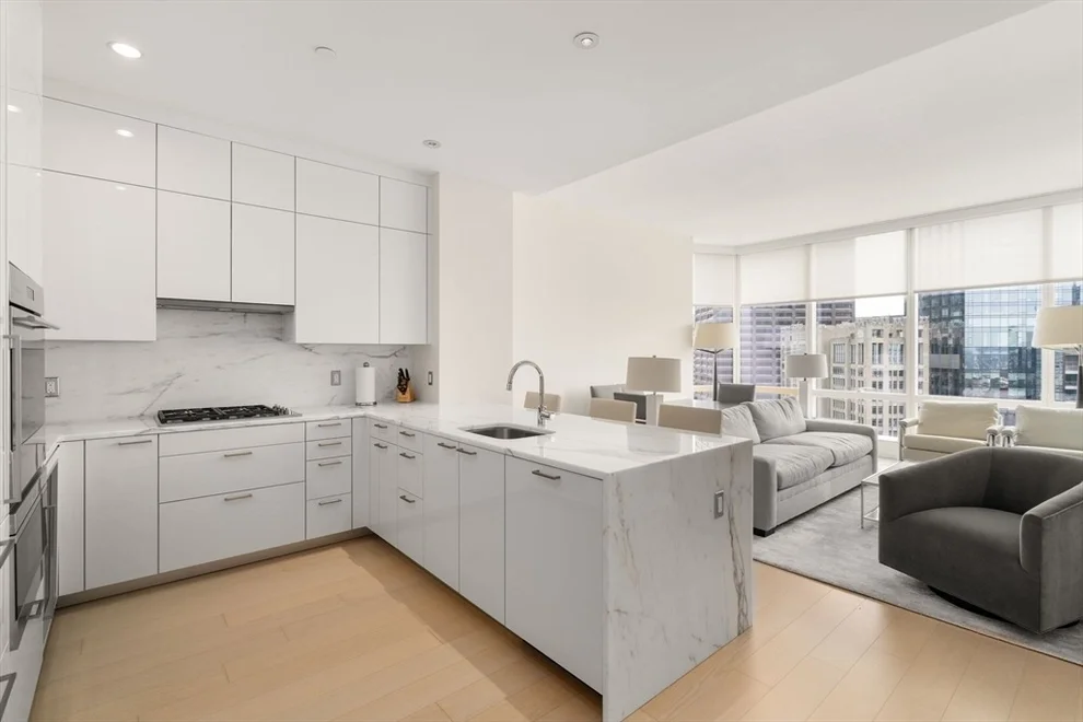 Unit for sale at 1 Franklin St, Boston, MA 02110