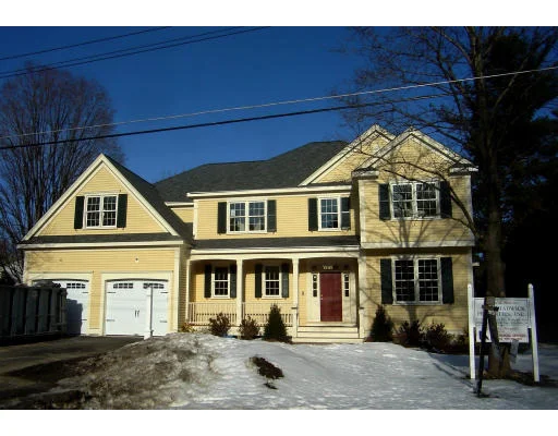 Unit for sale at 8 Fells Circle, Wellesley, MA 02482