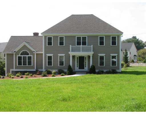Unit for sale at 65 Brook Street, Shrewsbury, MA 01545