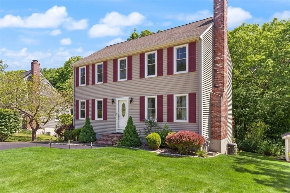 Unit for sale at 98 Laurelwood Dr, North Attleboro, MA 02760